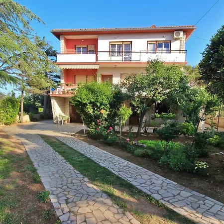 Jakominic A. Apartman